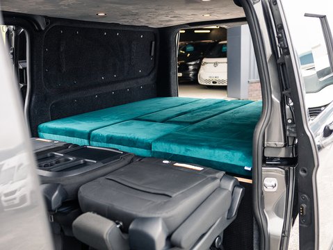 300 EcoBlue Limited Panel Van 2.0 Automatic Diesel