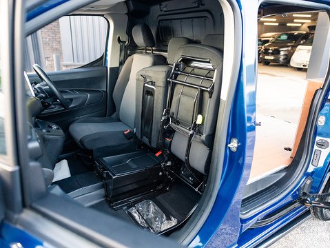 1.5 BlueHDi 1000 Driver M Panel Van 5dr Diesel EAT8 SWB Euro 6 (s/s) (130 ps)