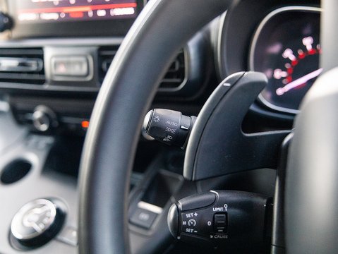 1.5 BlueHDi 1000 Driver M Panel Van 5dr Diesel EAT8 SWB Euro 6 (s/s) (130 ps)