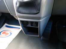 Ford Transit Custom 300 2.0 EcoBlue 136 BHP Limited L1 SWB 6-Speed Manual Panel Van