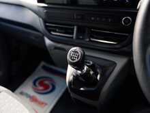 Ford Transit Custom 300 2.0 EcoBlue 136 BHP Limited L1 SWB 6-Speed Manual Panel Van