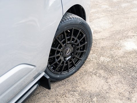 2.0 320 EcoBlue Limited Panel Van 5dr Diesel Auto L1 H1 Euro 6 (170 ps)