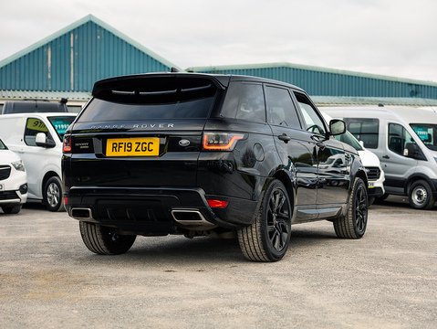 3.0 SD V6 HSE Dynamic SUV 5dr Diesel Auto 4WD Euro 6 (s/s) (306 ps)