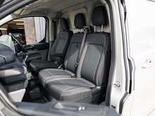 Ford Transit Custom 300 2.0 EcoBlue 136 BHP Limited L1 SWB 6-Speed Manual Panel Van.
