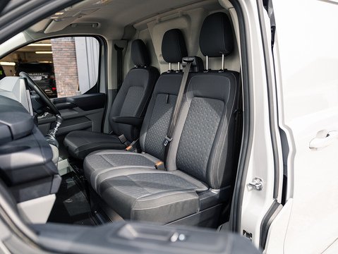 2.0 300 EcoBlue Limited Panel Van 5dr Diesel Manual L1 H1 Euro 6 (s/s) (136 ps)