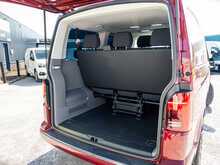 Volkswagen Transporter Shuttle S 2.0 TDI 150 BHP SWB 7 Speed DSG Automatic 8 Seat Minibus