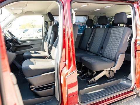 2.0 TDI S Minibus Double Cab 5dr Diesel DSG SWB Euro 6 (s/s) (150 ps)