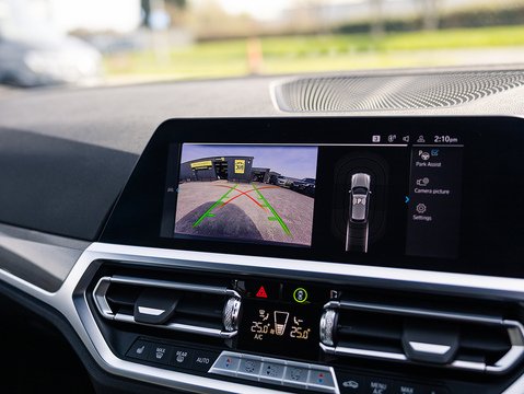 2.0 330e 12kWh M Sport Pro Edition Touring 5dr Petrol Plug-in Hybrid Auto Euro 6 (s/s) (292 ps)