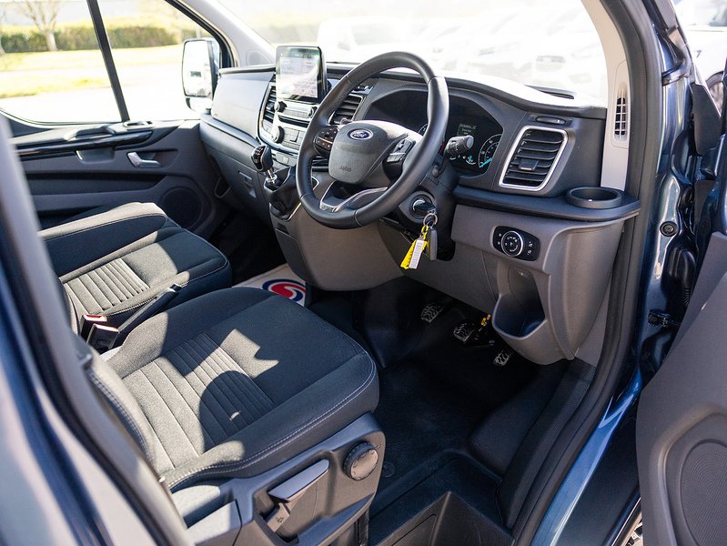 Ford 2.0 280 EcoBlue Limited Panel Van 5dr Diesel Manual L1 H1 Euro 6 (s/s) (130 ps)