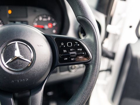 2.0 315 CDI Premium Panel Van 5dr Diesel Manual FWD L2 H2 Euro 6 (s/s) (150 ps)