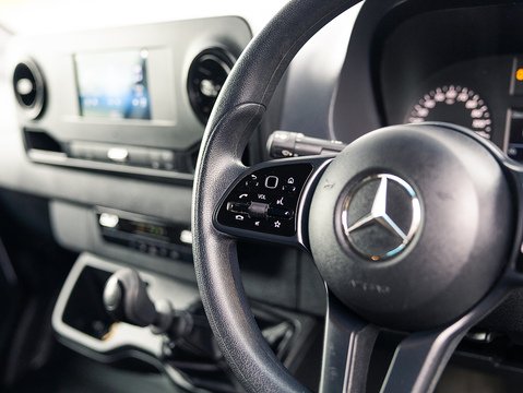 2.0 315 CDI Premium Panel Van 5dr Diesel Manual FWD L2 H2 Euro 6 (s/s) (150 ps)