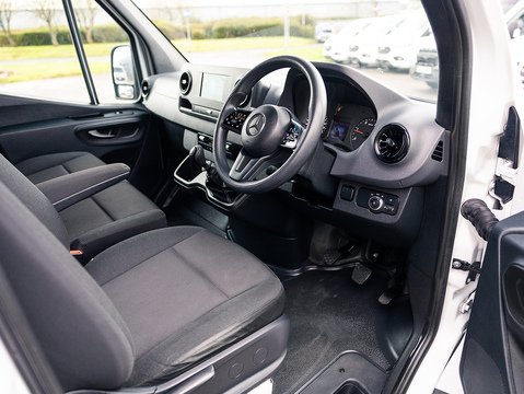 2.0 315 CDI Premium Panel Van 5dr Diesel Manual FWD L2 H2 Euro 6 (s/s) (150 ps)