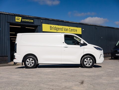 2.0 280 EcoBlue Limited Panel Van 5dr Diesel Manual L1 H1 Euro 6 (s/s) (136 ps)