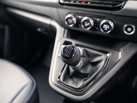 1.3 TCe Tekna Panel Van 6dr Petrol Manual L1 Euro 6 (s/s) (130 ps)