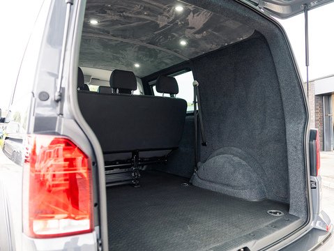 2.0 TDI T32 Highline Kombi Double Cab 5dr Diesel Manual 4Motion SWB Euro 6 (s/s) (150 ps)