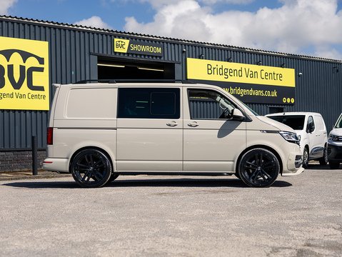 2.0 TDI T32 Highline Kombi Double Cab 5dr Diesel DSG FWD SWB Euro 6 (s/s) (150 ps)