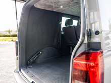 Volkswagen Transporter T32 2.0 TDI 150 BHP Highline DSG L1 SWB 5 Seat Kombi Euro 6 Diesel Automatic Van