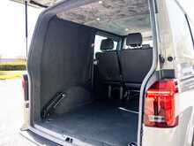 Volkswagen Transporter T32 2.0 TDI 150 BHP Highline DSG L1 SWB 5 Seat Kombi Euro 6 Diesel Automatic Van