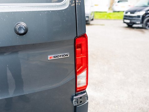 2.0 TDI CR35 Trendline Panel Van 5dr Diesel Automatic 4Motion MWB Euro 6 (s/s) (177 ps)