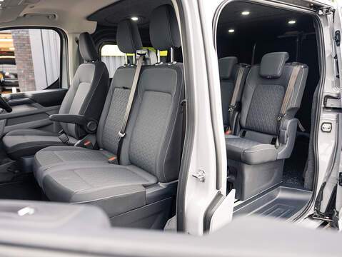 2.0 320 EcoBlue Limited Panel Van 5dr Diesel Auto L1 H1 Euro 6 (s/s) (136 ps)