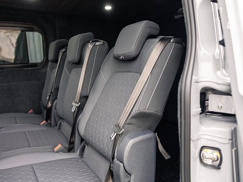 2.0 320 EcoBlue Limited Panel Van 5dr Diesel Auto L1 H1 Euro 6 (s/s) (136 ps)