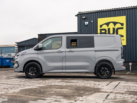 2.0 320 EcoBlue Limited Panel Van 5dr Diesel Auto L1 H1 Euro 6 (s/s) (136 ps)