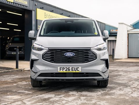 2.0 320 EcoBlue Limited Panel Van 5dr Diesel Auto L1 H1 Euro 6 (s/s) (136 ps)