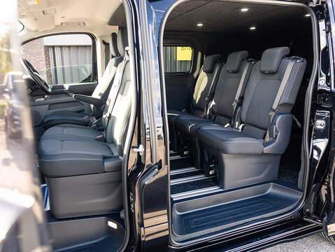2.5 320 Duratec 11.8kWh Limited Panel Van 5dr Petrol Plug-in Hybrid Auto L1 Euro 6 (232 ps)
