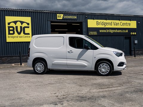 1.5 Turbo D 2300 Pro Panel Van 5dr Diesel Manual L1 H1 Euro 6 (s/s) (100 ps)