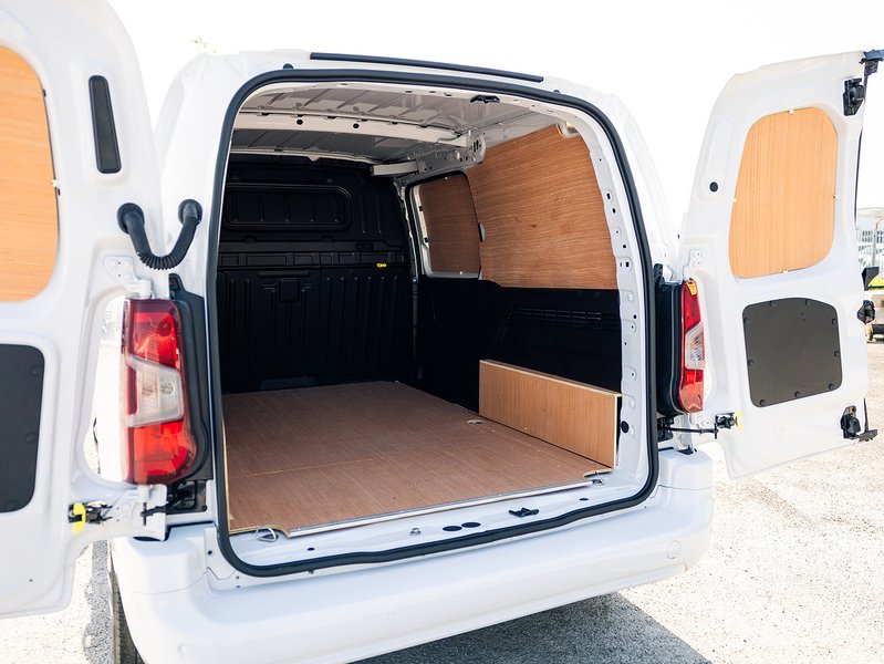 Peugeot 1.5 BlueHDi 950 Asphalt Long Panel Van 6dr Diesel Manual LWB Euro 6 (s/s) (100 ps)