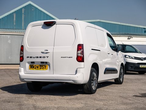 1.5 BlueHDi 950 Asphalt Long Panel Van 6dr Diesel Manual LWB Euro 6 (s/s) (100 ps)
