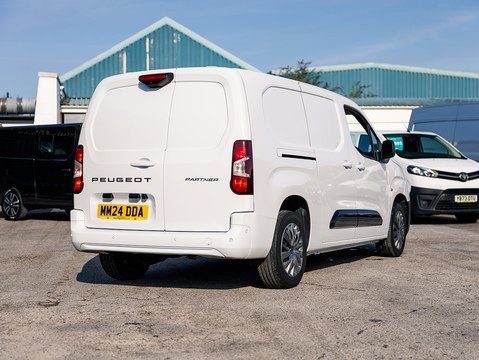 1.5 BlueHDi 950 Asphalt Long Panel Van 6dr Diesel Manual LWB Euro 6 (s/s) (100 ps)