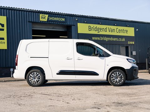 1.5 BlueHDi 950 Asphalt Long Panel Van 6dr Diesel Manual LWB Euro 6 (s/s) (100 ps)