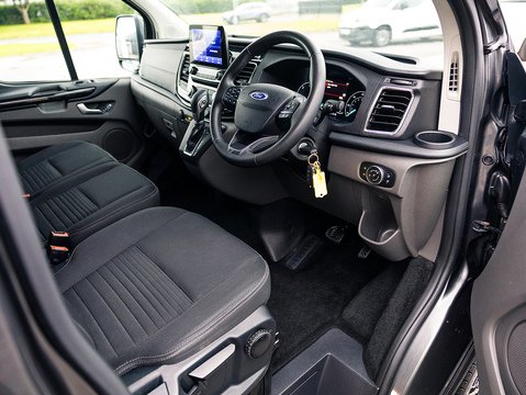 2.0 320 EcoBlue Limited Crew Van Double Cab 5dr Diesel Auto L1 H1 Euro 6 (170 ps)