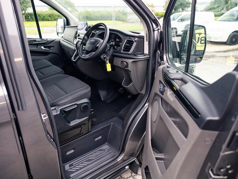 2.0 320 EcoBlue Limited Crew Van Double Cab 5dr Diesel Auto L1 H1 Euro 6 (170 ps)