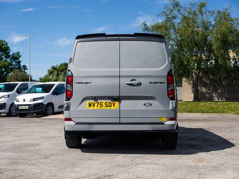 2.0 320 EcoBlue Limited Crew Van Double Cab 5dr Diesel Auto L2 H1 Euro 6 (s/s) (136 ps)