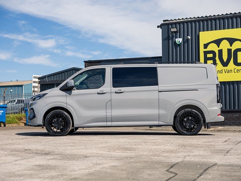 2.0 320 EcoBlue Limited Crew Van Double Cab 5dr Diesel Auto L2 H1 Euro 6 (s/s) (136 ps)