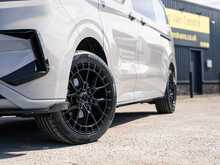 Ford Transit Custom Signature 320 2.0 EcoBlue 136 BHP L2 LWB Limited 6 Seat Doublecab Euro 6 Diesel Automatic Van