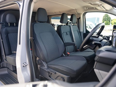 2.0 320 EcoBlue Limited Crew Van Double Cab 5dr Diesel Auto L2 H1 Euro 6 (s/s) (136 ps)