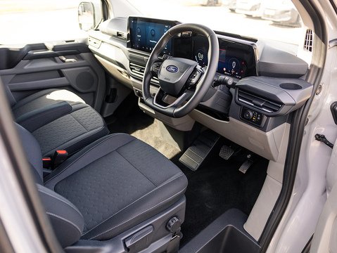 2.0 320 EcoBlue Limited Crew Van Double Cab 5dr Diesel Auto L2 H1 Euro 6 (s/s) (136 ps)
