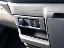 Ford Transit Custom Signature 320 2.0 EcoBlue 136 BHP L2 LWB Limited 6 Seat Doublecab Euro 6 Diesel Automatic Van