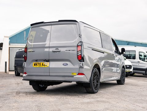 2.0 320 EcoBlue Limited Crew Van Double Cab 5dr Diesel Auto L2 H1 Euro 6 (s/s) (136 ps)