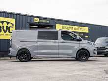 Ford Transit Custom Signature 320 2.0 EcoBlue 136 BHP L2 LWB Limited 6 Seat Doublecab Euro 6 Diesel Automatic Van