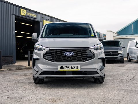 2.0 320 EcoBlue Limited Crew Van Double Cab 5dr Diesel Auto L2 H1 Euro 6 (s/s) (136 ps)