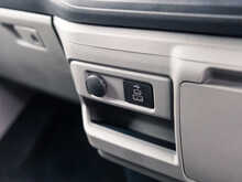 Ford Transit Custom Signature 320 2.0 EcoBlue 136 BHP L2 LWB Limited 6 Seat Doublecab Euro 6 Diesel Automatic Van