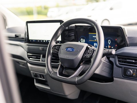 2.0 320 EcoBlue Limited Crew Van Double Cab 5dr Diesel Auto L2 H1 Euro 6 (s/s) (136 ps)