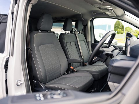 2.0 320 EcoBlue Limited Crew Van Double Cab 5dr Diesel Auto L2 H1 Euro 6 (s/s) (136 ps)