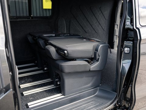 2.0 320 EcoBlue Limited Panel Van 5dr Diesel Auto L2 H1 Euro 6 (s/s) (136 ps)