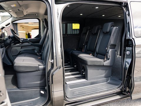 2.0 320 EcoBlue Limited Panel Van 5dr Diesel Auto L2 H1 Euro 6 (s/s) (136 ps)