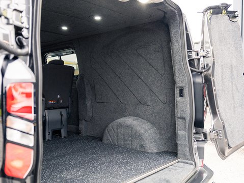 2.0 300 EcoBlue Limited Panel Van 5dr Diesel Manual L2 H1 Euro 6 (s/s) (136 ps)